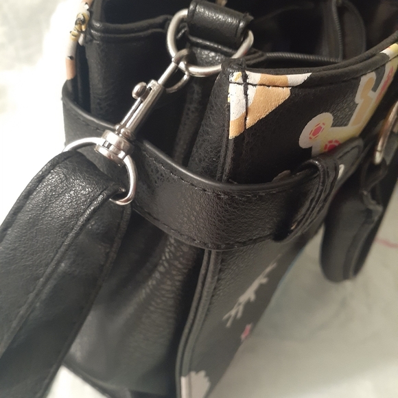 Mini - Picture 5 of 8